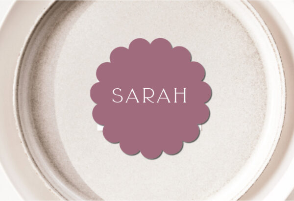 scalloped place card